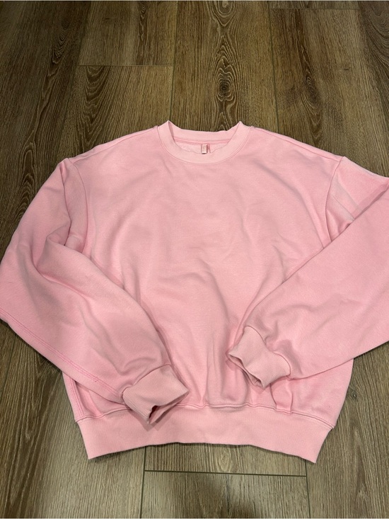 SKIMS Tops - Skims Light Pink Crewneck Sweatshirt